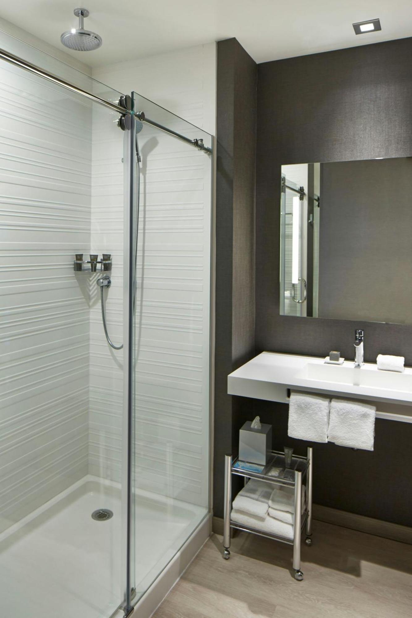 Ac Hotel By Marriott Des Moines East Village Экстерьер фото