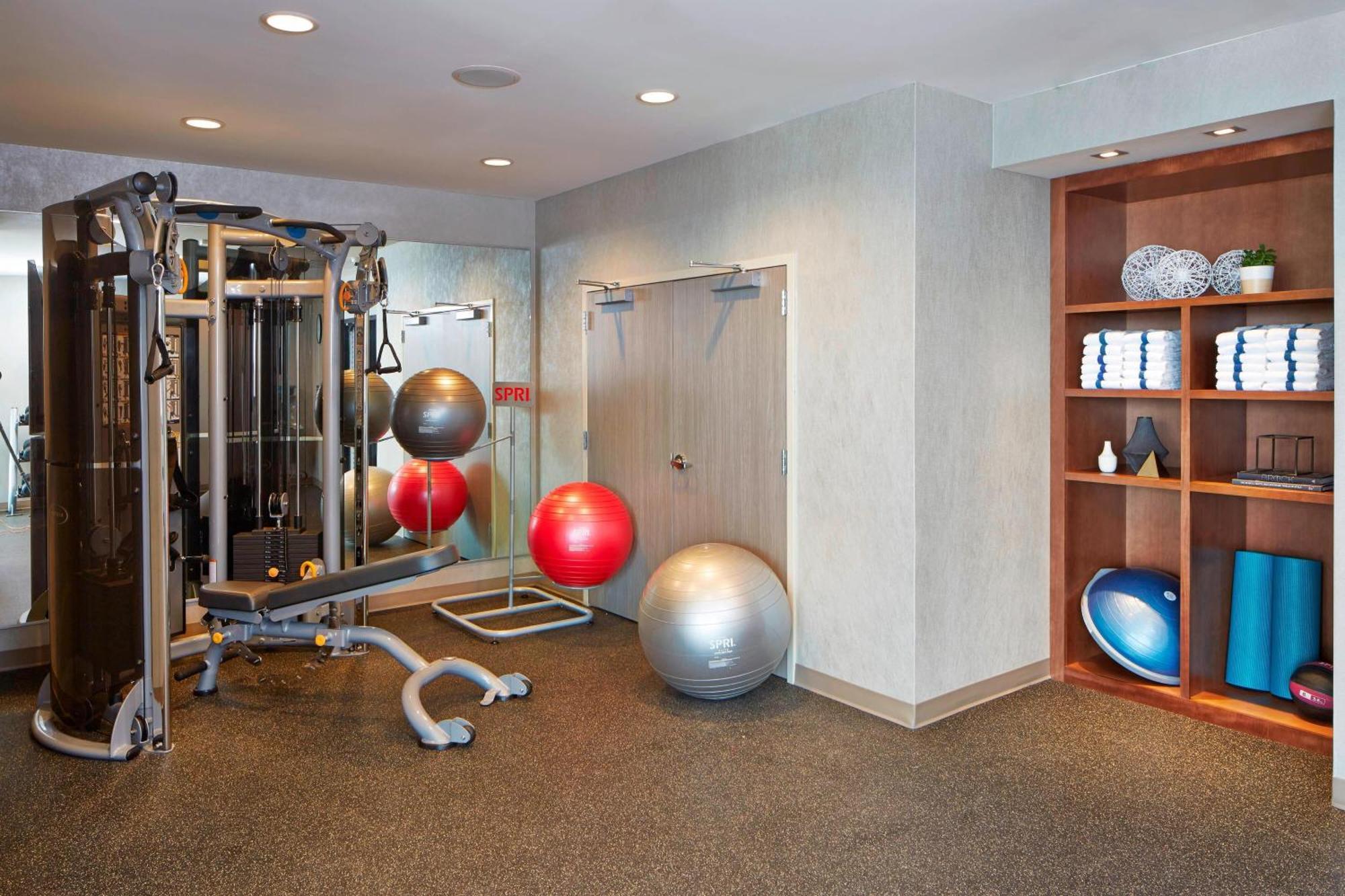 Ac Hotel By Marriott Des Moines East Village Экстерьер фото